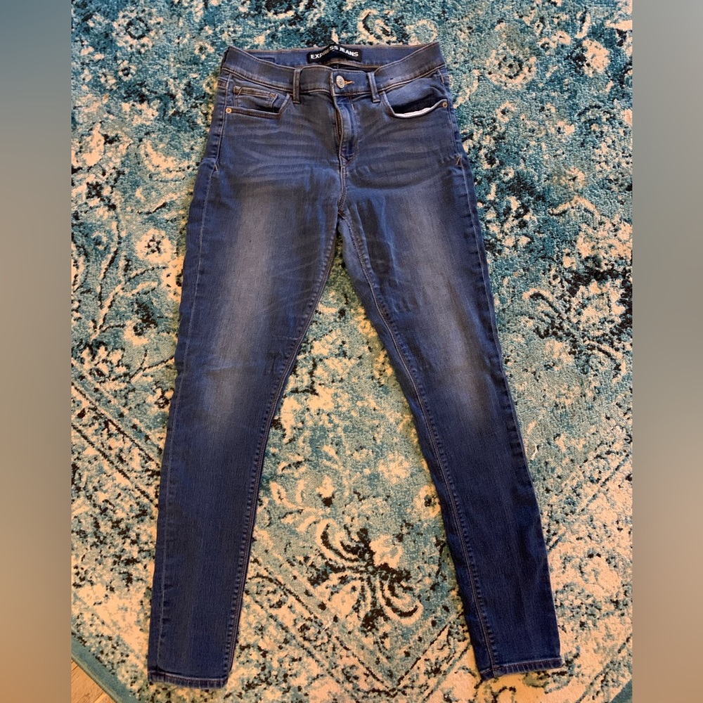 Express Mid Rise Jeans